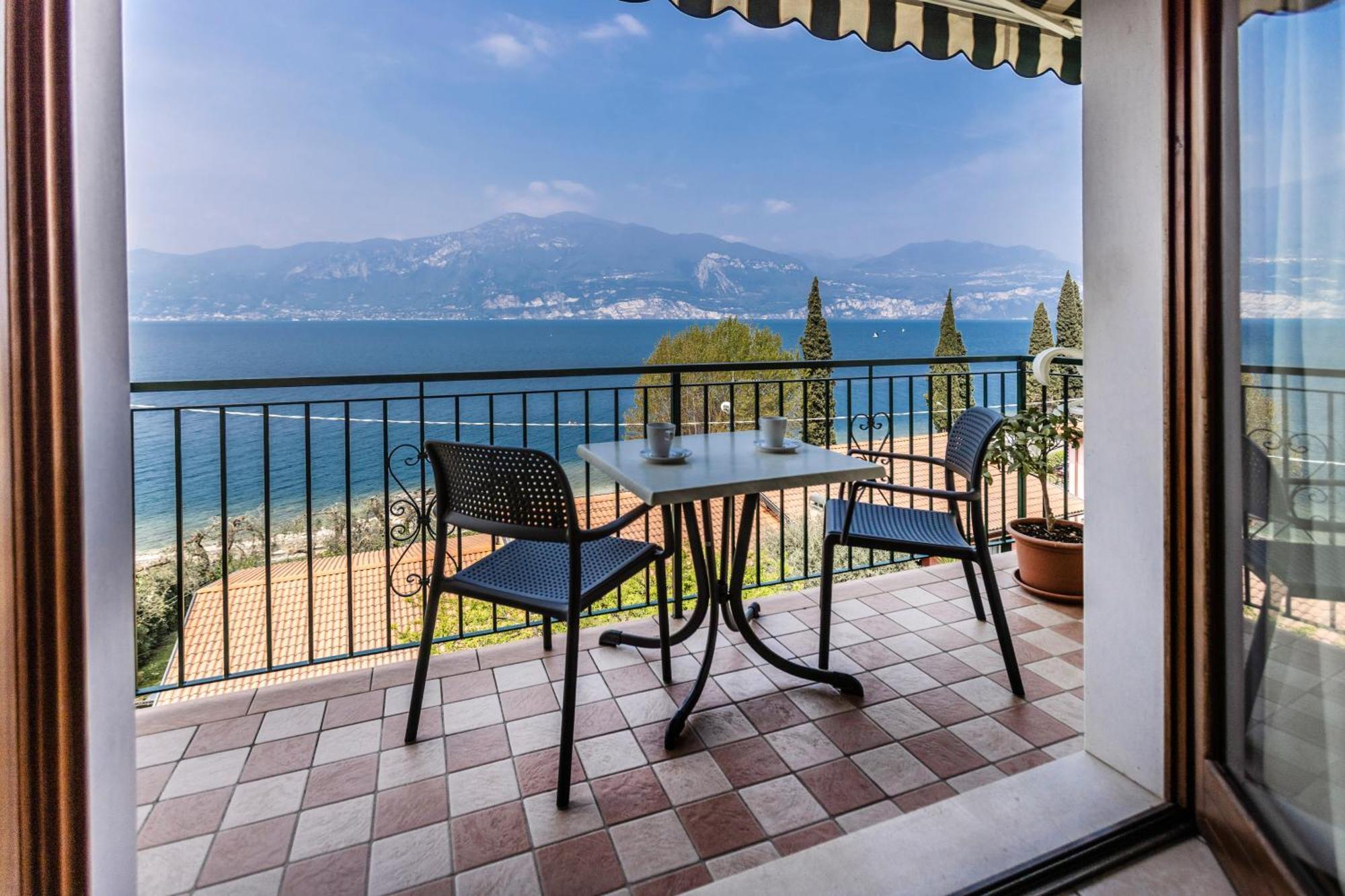 برنزوني سول جاردا Residence Solei Classic & Plus المظهر الخارجي الصورة